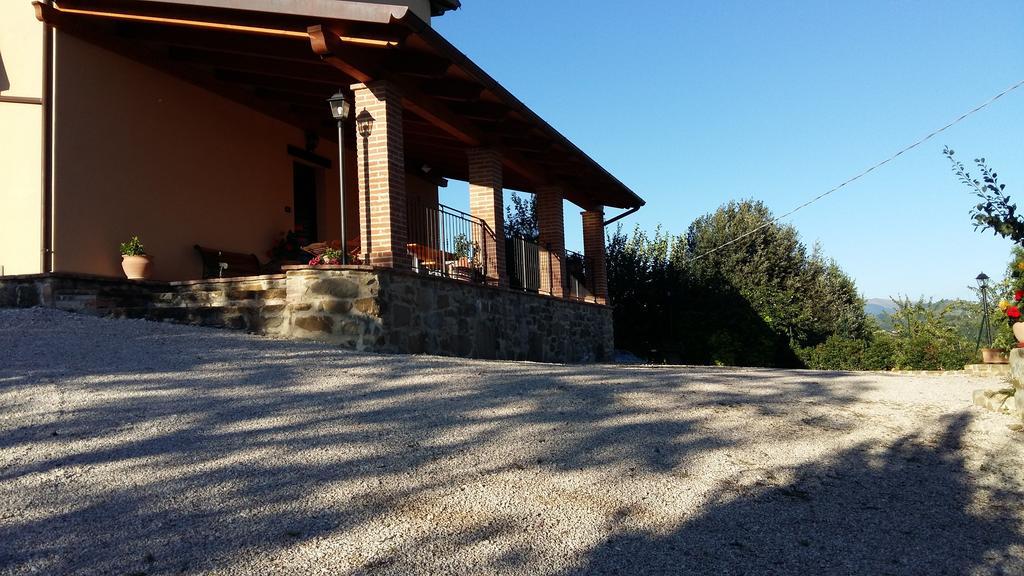 Agriturismo Il Melo Valfabbrica Exteriör bild